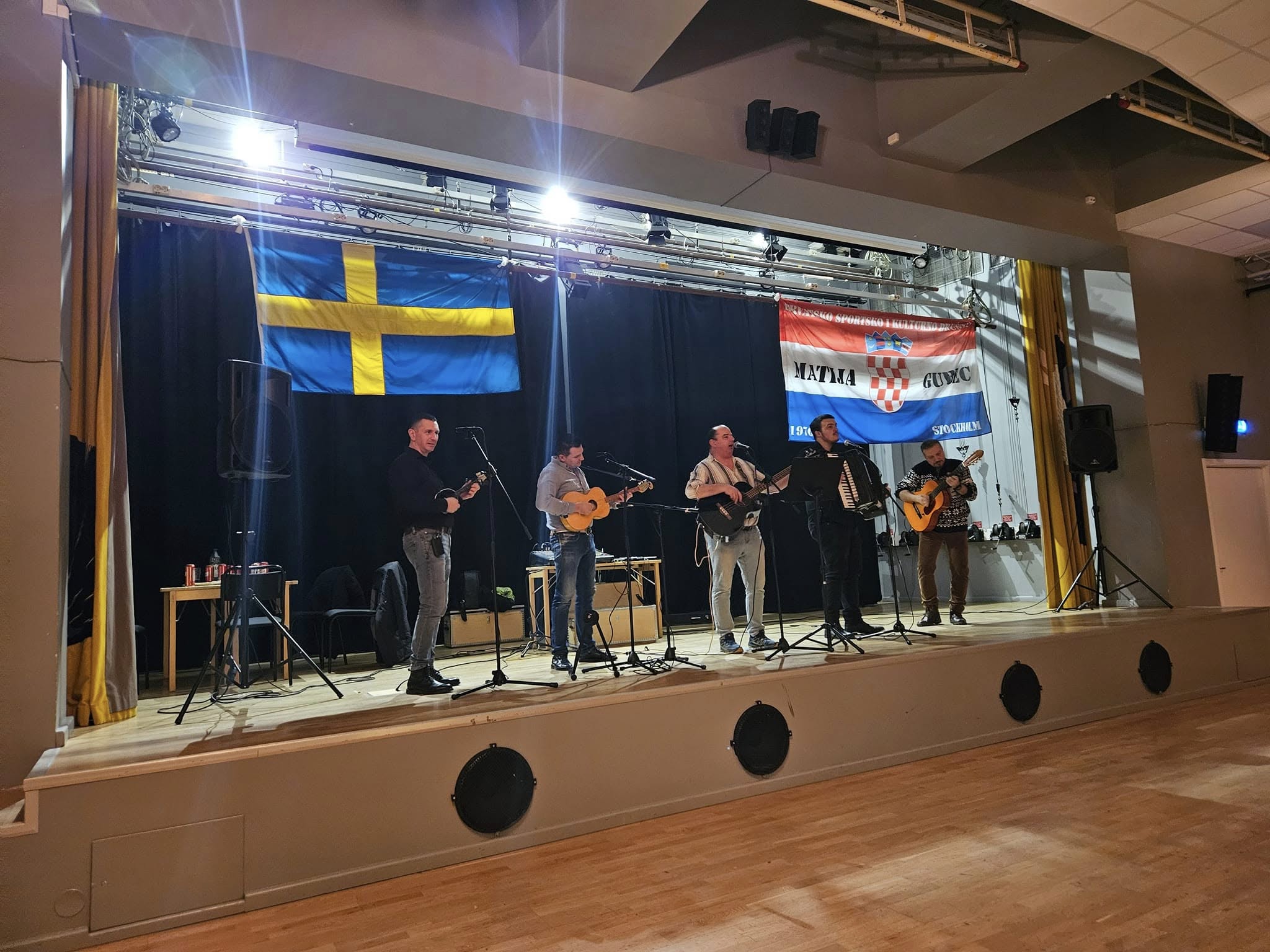 Folklorni plesovi iz Hrvatske